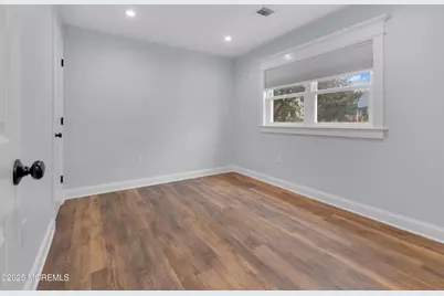 16 Irwin Avenue, Freehold, NJ 07728 - Photo 10