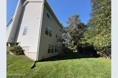 239 Sorrel Drive, Morganville, NJ 07751 - Photo 24