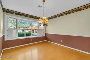 586A Lake Point Dr, Lakewood, NJ 08701 - Photo 8