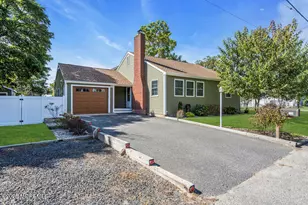 65 Shell St, Beachwood, NJ 08722 - Photo 2