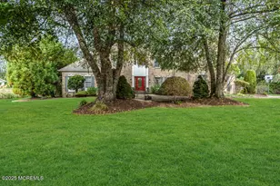 375 Peter Forman Dr, Freehold, NJ 07728 - Photo 4