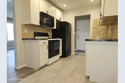 54 Amberly Drive #G, Manalapan Township, NJ 07726 - Photo 2