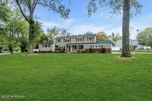 2 Ware Pl, Middletown, NJ 07748 - Photo 2