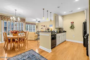 512 Sophee Ln, Lakewood, NJ 08701 - Photo 2