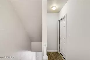 111 John St, Old Bridge Township, NJ 08879 - Photo 22