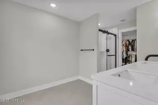 314 Auburn Ter, Manalapan Township, NJ 07726 - Photo 20