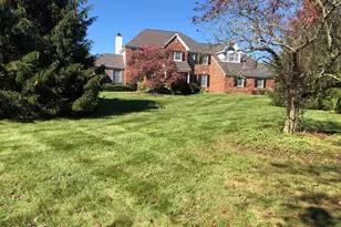 10 Saddlebrook Rd, Millstone Township, NJ 08535 - Photo 2