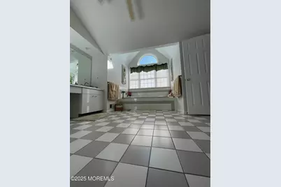 10 Saddlebrook Road, Millstone Township, NJ 08535 - Photo 72