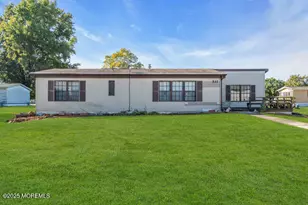 537 James St, Freehold, NJ 07728 - Photo 1