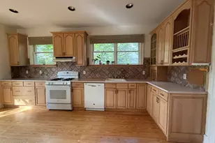 210 N Lincoln Ave, Oakhurst, NJ 07755 - Photo 16