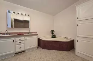 98 Woody Rd, Freehold, NJ 07728 - Photo 18