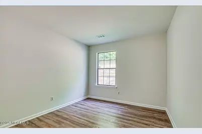 2006 Bayhead Drive #2006, Sayreville, NJ 08859 - Photo 12