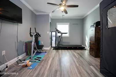 65 Manalapan Avenue, Freehold, NJ 07728 - Photo 34