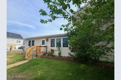 101 Illinois Avenue, Waretown, NJ 08758 - Photo 2