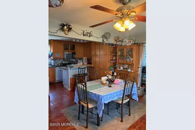 101 Illinois Avenue, Waretown, NJ 08758 - Photo 6