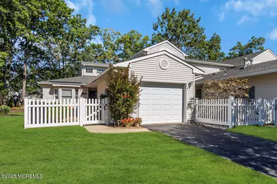 47 Cherrywood Circle #147, Brick, NJ 08724 - Photo 2