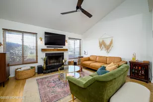 83 Tower Hill Dr, Red Bank, NJ 07701 - Photo 4