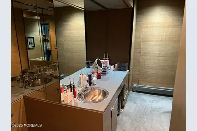 270 Jerome Avenue, Oakhurst, NJ 07755 - Photo 8