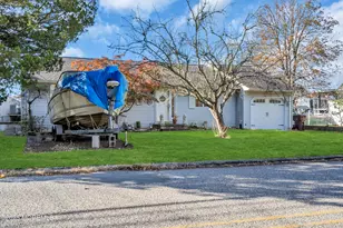 64 Harbor Inn Rd, Bayville, NJ 08721 - Photo 4