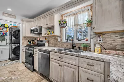 202 Orangewood Drive, Brick, NJ 08723 - Photo 8