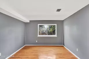 491 College Dr, Edison, NJ 08817 - Photo 30