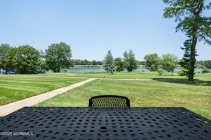 39 Cambridge Ct, Lakewood, NJ 08701 - Photo 22