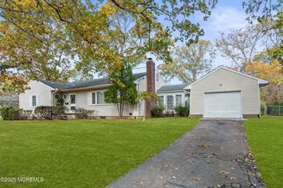 271 Jerome Avenue, Oakhurst, NJ 07755 - Photo 2