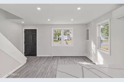 116 Hudson Avenue, Hazlet Township, NJ 07734 - Photo 10