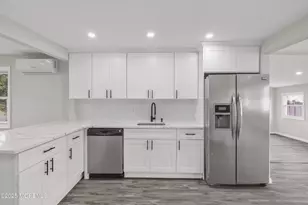 116 Hudson Ave, Hazlet Township, NJ 07734 - Photo 24