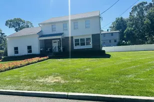 2 Campbell Ct, Oakhurst, NJ 07755 - Photo 2