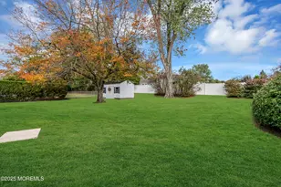 21 Thoreau Dr, Manalapan Township, NJ 07726 - Photo 28