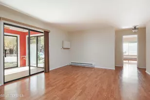 109 Lexington Ct, Red Bank, NJ 07701 - Photo 10