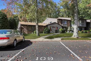 109 Lexington Ct, Red Bank, NJ 07701 - Photo 4