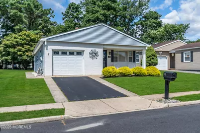 15 Encinitas Drive, Toms River Township, NJ 08757 - Photo 2