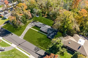 404 Brookside Ave, Oakhurst, NJ 07755 - Photo 40