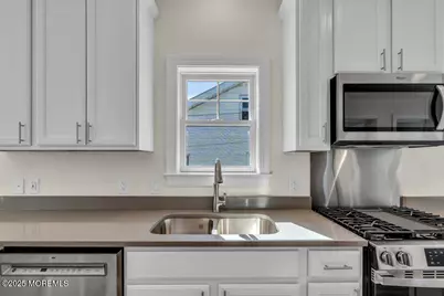 1708 B Street #FRONT HOUSE, Belmar, NJ 07719 - Photo 16