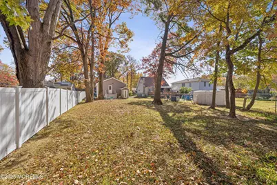 1569 Holly Road, North Brunswick Township, NJ 08902 - Photo 24