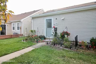 119 Muhlen Platz, Freehold, NJ 07728 - Photo 30