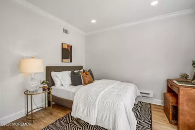 32 Plaza De Las Lobos #C, Freehold, NJ 07728 - Photo 12
