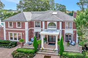 13 Valley Forge Rd, Eatontown, NJ 07724 - Photo 2