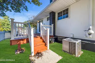 2 Enright Ave, Freehold, NJ 07728 - Photo 24