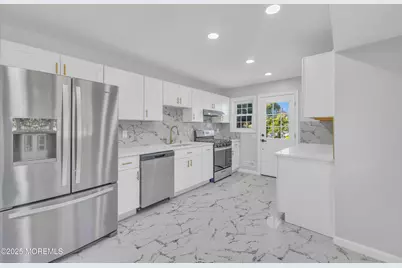 2 Enright Avenue, Freehold, NJ 07728 - Photo 6