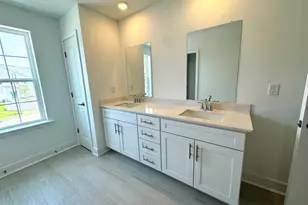 153 Woolley Ct, Oakhurst, NJ 07755 - Photo 14