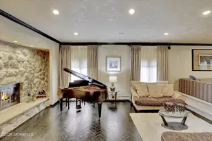 17 Emerald Dr, Morganville, NJ 07751 - Photo 10