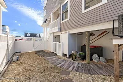27 W South 33rd Street, Long Beach Township, NJ 08008 - Photo 64