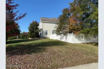 304 Dartmouth Way, Freehold, NJ 07728 - Photo 8