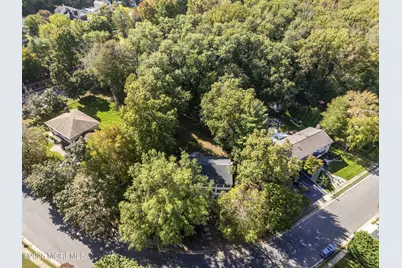 34 Brookside Circle, Marlboro Township, NJ 07746 - Photo 50