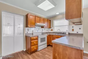 25 Elmswell Ave, Manchester Township, NJ 08759 - Photo 10