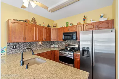 10 Hampton Road, Manahawkin, NJ 08050 - Photo 6