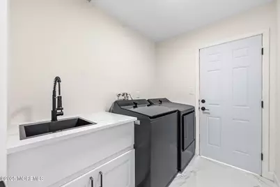 1 Richard Court, Manalapan Township, NJ 07726 - Photo 38